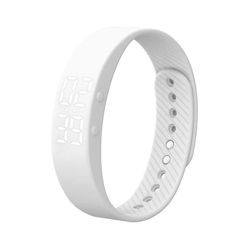 Tech-Savvy Fitness Tracker Wristband for Active Learners