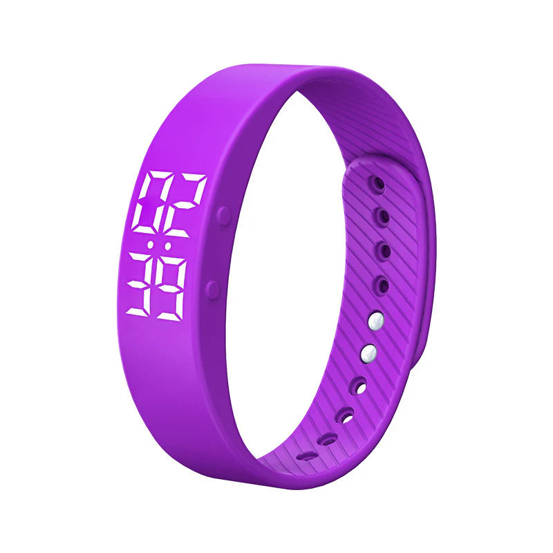 Tech-Savvy Fitness Tracker Wristband for Active Learners